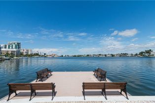 Apartment,Mid Rise (4-7), 3410 Gulf Shore Blvd N # 406, Naples FL 34103