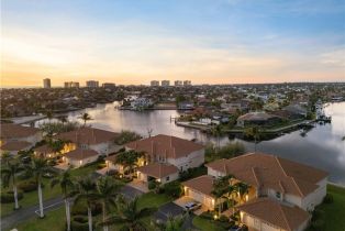 Low Rise (1-3), 218 Waterway Ct # 202, Marco Island FL 3414534145 