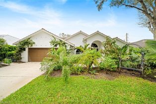 Ranch,Single Family Residence, 8139 Las Palmas North Naples, FL 34109 