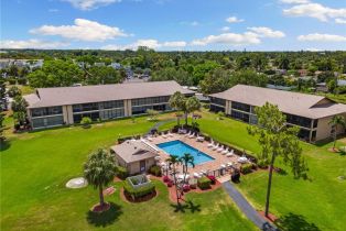 , 256 Pebble Beach Cir # D103, Naples FL 34113