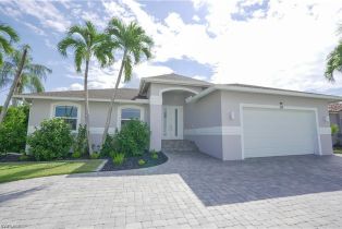 Ranch,Single Family Residence, 201 S Bahama Ave, Marco Island FL 34145