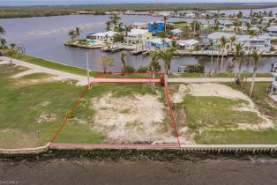 Land, 11114 Matlacha Ave, Matlacha FL 33993