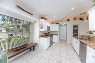 ,  , Naples Twin Lakes, CA 34103 - 4