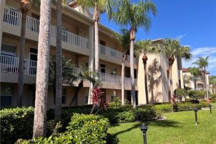 , 2720 Cypress Trace Cir # 2927, Naples FL 34119