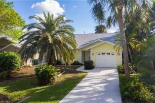 , Vanderbilt Beach, FL 