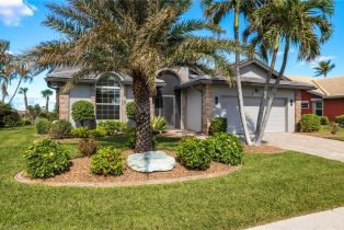 Ranch,Single Family Residence, 12830 Kelly Greens Kelly Greens, FL 33908 