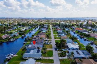 ,  , Cape Coral, CA 33904 - 35