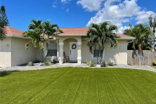 Ranch,Single Family Residence, 1221 Granada Blvd, Naples FL 34103