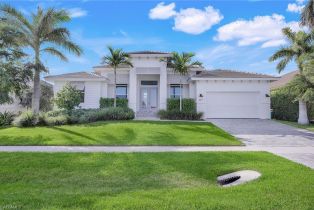 Ranch,Single Family Residence, 327 Henderson Marco Island, FL 34145 