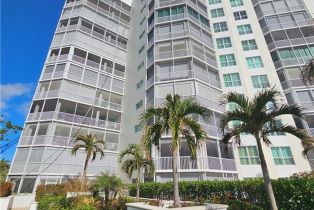 , 300 Dunes Blvd # 7, Naples FL 34110