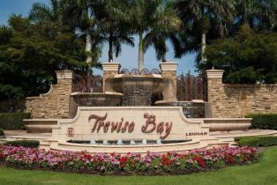 Apartment,Low Rise (1-3), 9532 Avellino Way # 2715, Naples FL 3411334113 