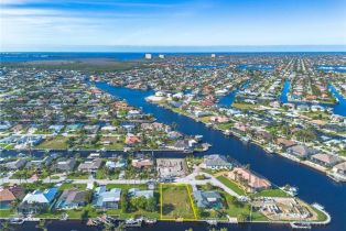 ,  , Cape Coral, CA 33904 - 9