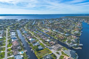 ,  , Cape Coral, CA 33904 - 10