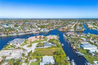 ,  , Cape Coral, CA 33904 - 8