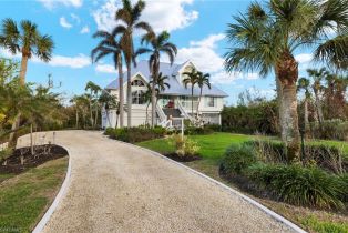 Single Family Residence, 203 Daniel Sanibel Island, FL 33957 