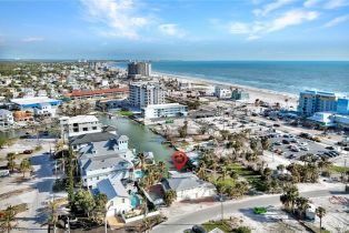 Multi-Story Home,Single Family Residence, 130 Palermo Fort Myers Beach, FL 33931 