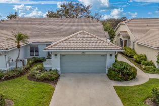 Villa Attached, 6994 Lone Oak Blvd, Naples FL 34109