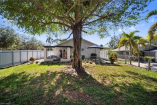 ,  , Naples Park, CA 34108 - 19