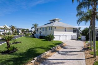 Multi-Story Home,Single Family Residence, 6090 Tidewater Island Tidewater Island, FL 33908 