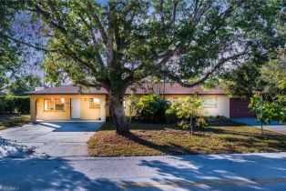 Ranch,Single Family Residence, 2975 14th Park Shore, FL 34103 