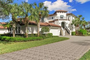 Low Rise (1-3), 28551 Calabria Ct # 202, Naples FL 3411034110 