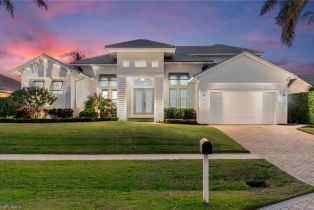 2 Story,Single Family Residence, 120 Lamplighter Marco Island, FL 34145 