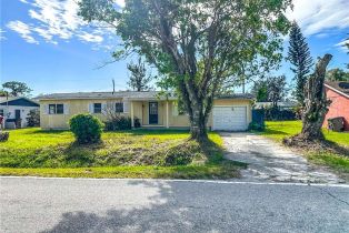 Ranch,Single Family Residence, 14125 Caribbean East Fort Myers, FL 33905 