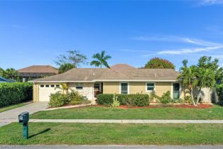 Ranch,Single Family Residence, 155 Tahiti Marco Island, FL 34145 