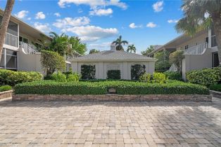 2 Story,Low Rise (1-3), 604 7th Ave S # 604, Naples FL 3410234102 