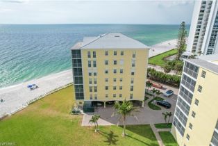 , 3483 Gulf Shore Blvd N # 401, Naples FL 34103