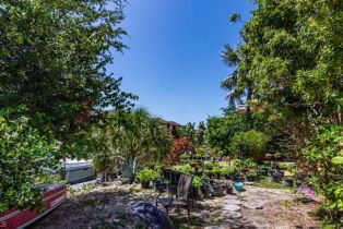 ,  , Oyster Bay, CA 34102 - 27