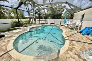 , 798 107th Ave N, Naples FL 34108