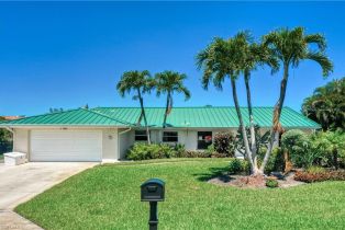 Ranch,Single Family Residence, 203 6th Barefoot Beach, FL 34134 