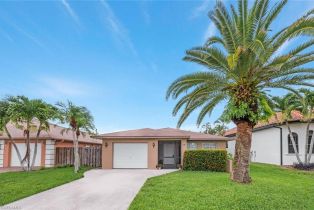 Ranch,Single Family Residence, 539 105th Vanderbilt Beach, FL 34108 