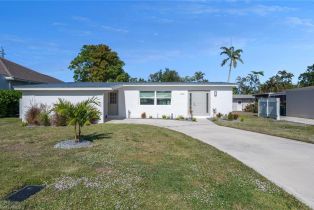 Ranch,Single Family Residence, 1023 Illinois Park Shore, FL 34103 