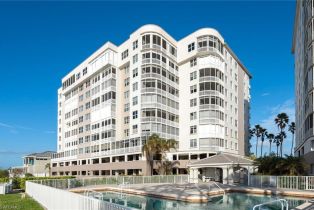 High Rise (8+), 14200 Royal Harbour Ct # 902, Fort Myers FL 3390833908 