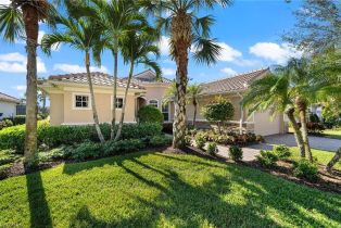 Single Family Residence, 11906 Heather Woods Hollybrook, FL 34120 