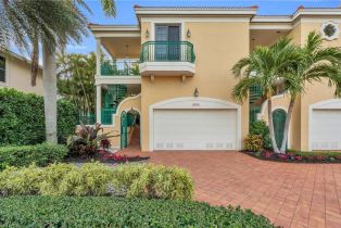 2 Story,Townhouse, 1180 Clam Ct # 1, Naples FL 3410234102 