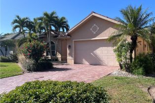 Ranch,Single Family Residence, 10915 Fieldfair North Naples, FL 34119 