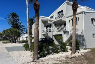 Triplex, 5241 Estero Blvd, Fort Myers Beach FL 33931