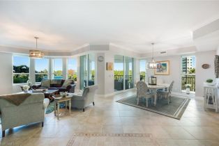 , 285 Grande Way # 406, Naples FL 34110