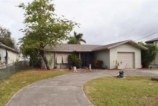 Ranch,Single Family Residence, 2026 Bahama East Fort Myers, FL 33905 