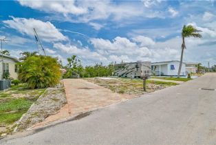 Land, 3853 Cherry Ln, St. James City FL 33956