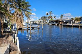 Ranch,Manufactured Home, 2492 York Gulfhaven, FL 33956 