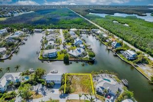 ,  , Sanibel Isles, CA 33957 - 2