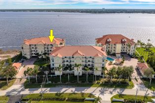 Penthouse,Mid Rise (4-7), 4235 Se 20th Pl # A505, Cape Coral FL 3390433904 