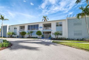 , 1295 Gulf Shore Blvd S # 134, Naples FL 34102