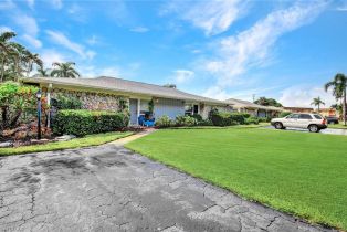 Villa Attached, 171 Crown Cocohatchee Villas, FL 34110 