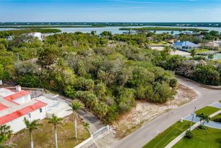 Land, 889 Scott Dr, Marco Island FL 34145