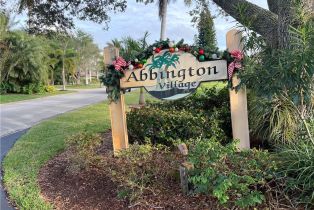 Low Rise (1-3), 232 Pebble Beach Cir # E104, Naples FL 34113